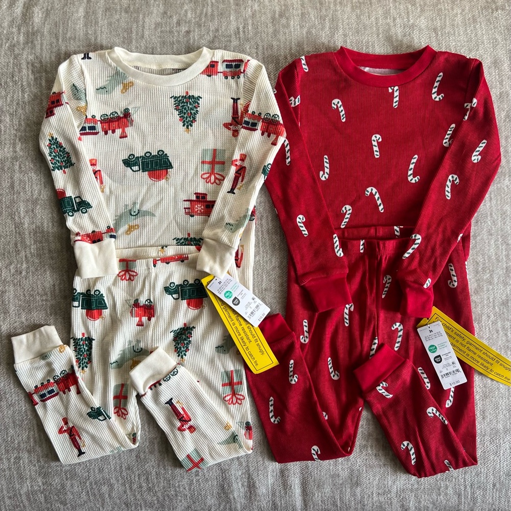 NWT Carter’s pj bundle